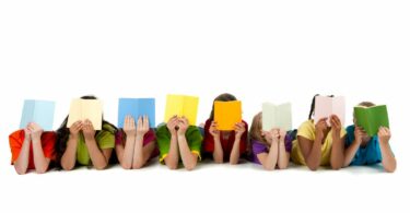 Les livres de poche : une lecture essentielle pour les enfants ?